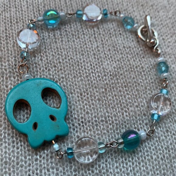 💀✨ Handmade Turquoise Skull Bracelet & Earrings Set ✨💀 - Picture 3 of 10